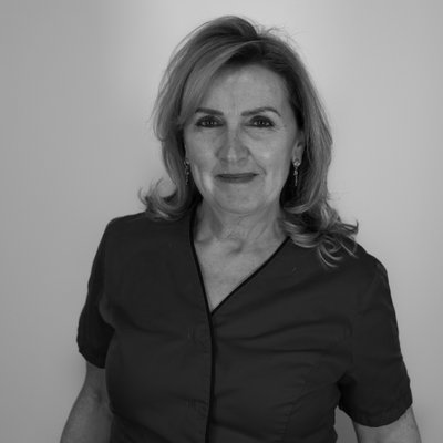 Portret van Therese De Bruijn, tandartsassistente bij De Krokodil